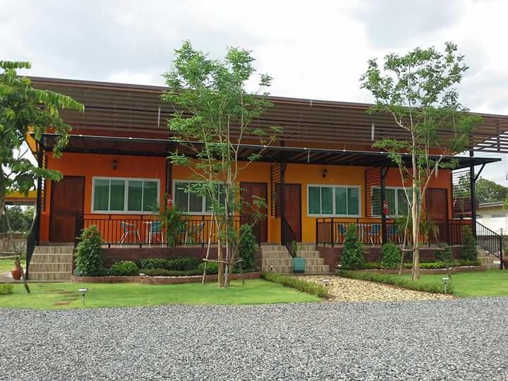 Navy Sisatchanalai Ban Nong Chang Exterior foto